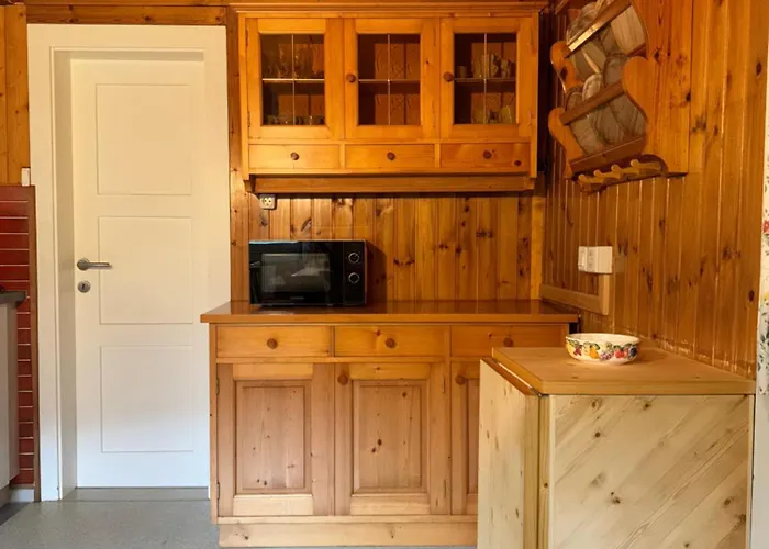 度假居 - Senn-inn Im Zentrum Von 斯拉德明