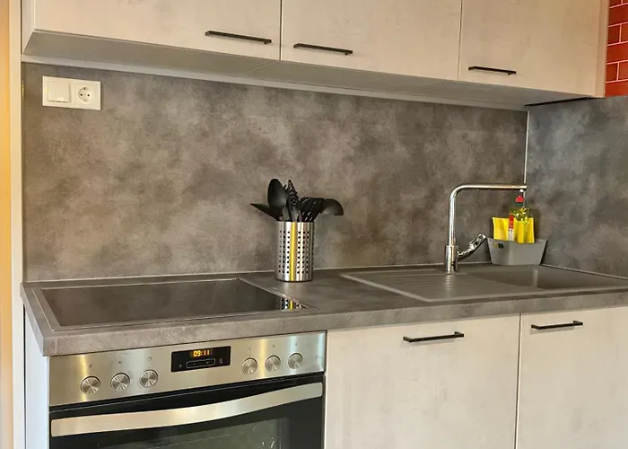 度假居 - Senn-inn Im Zentrum Von 斯拉德明